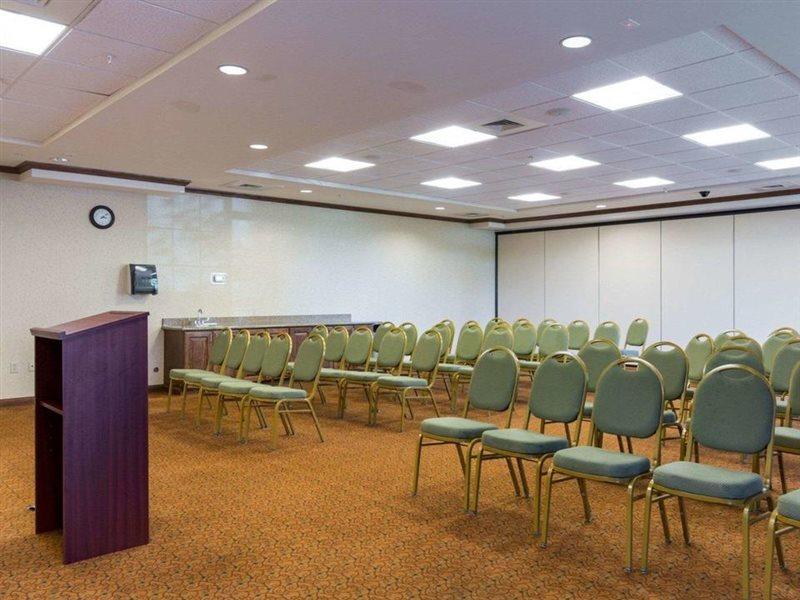 Comfort Inn & Suites Virginia Beach - Norfolk Airport Eksteriør billede