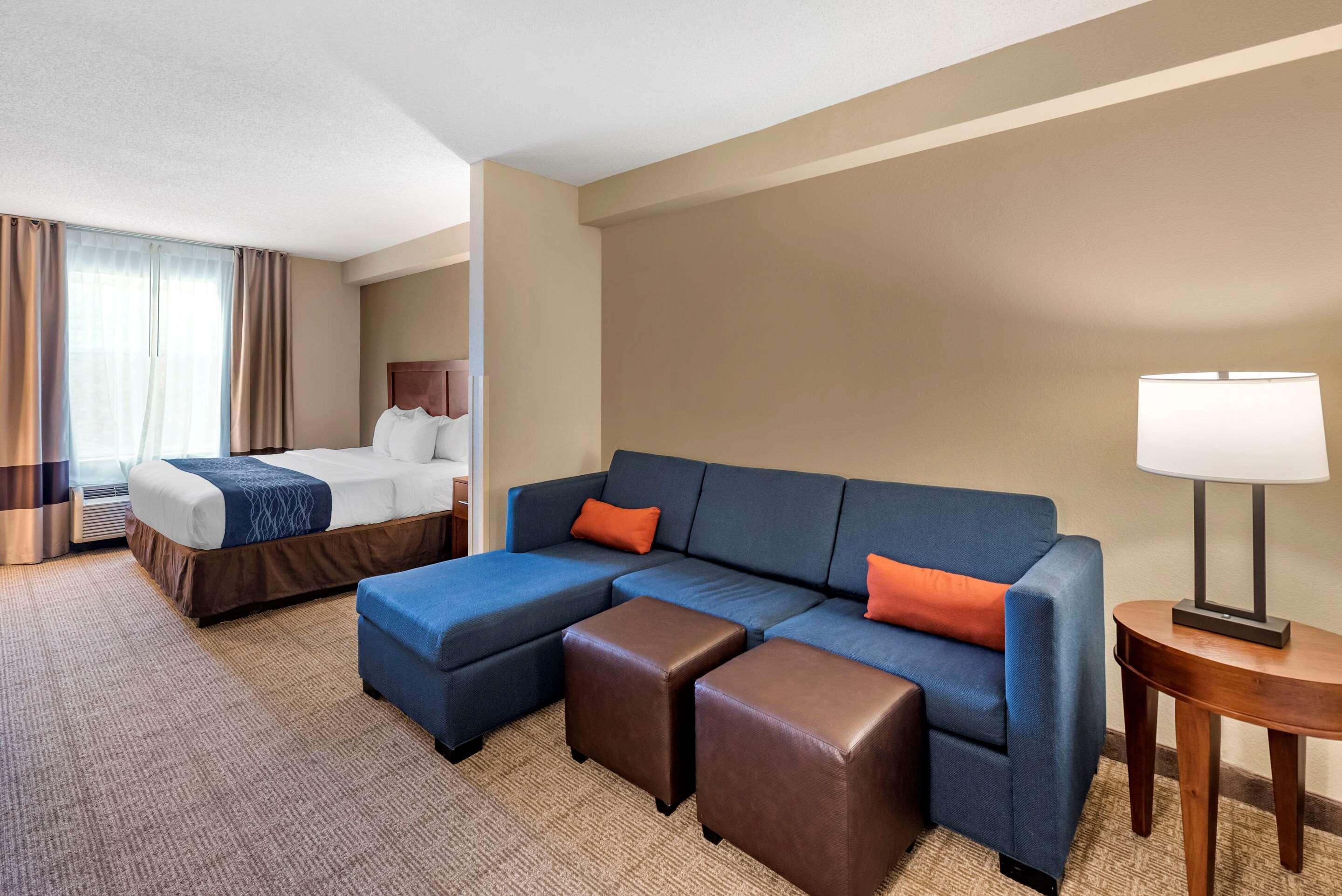 Comfort Inn & Suites Virginia Beach - Norfolk Airport Eksteriør billede